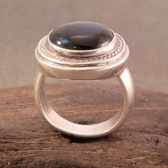 Vintage Sterling Onyx Round Cable Bezel Ring - Picture 4 of 13